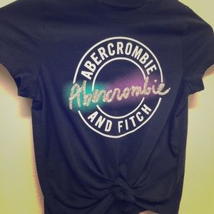 Cute tie front Abercrombie shirt